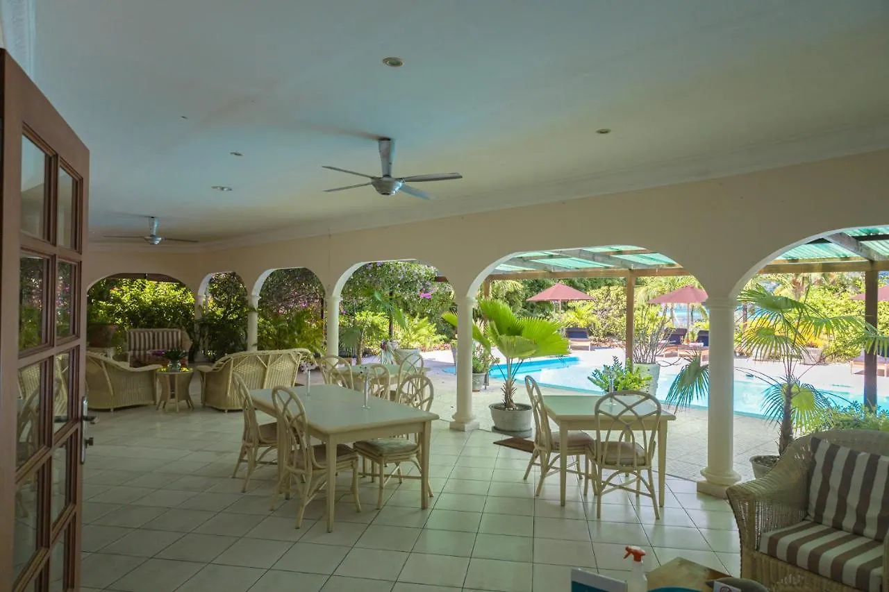 Villa De Cerf Cerf Island
